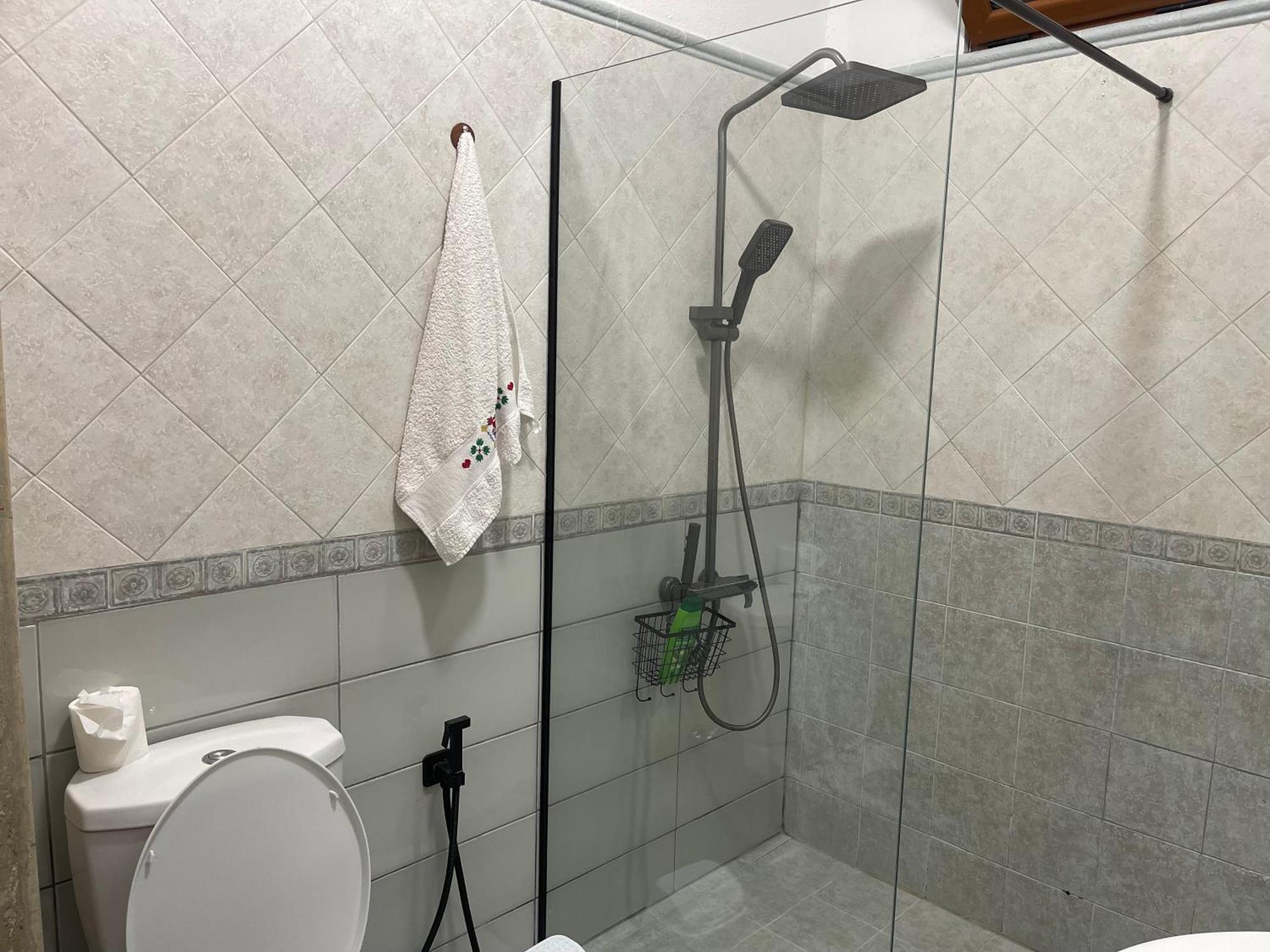 Marra'S Rooms Durres Bagian luar foto